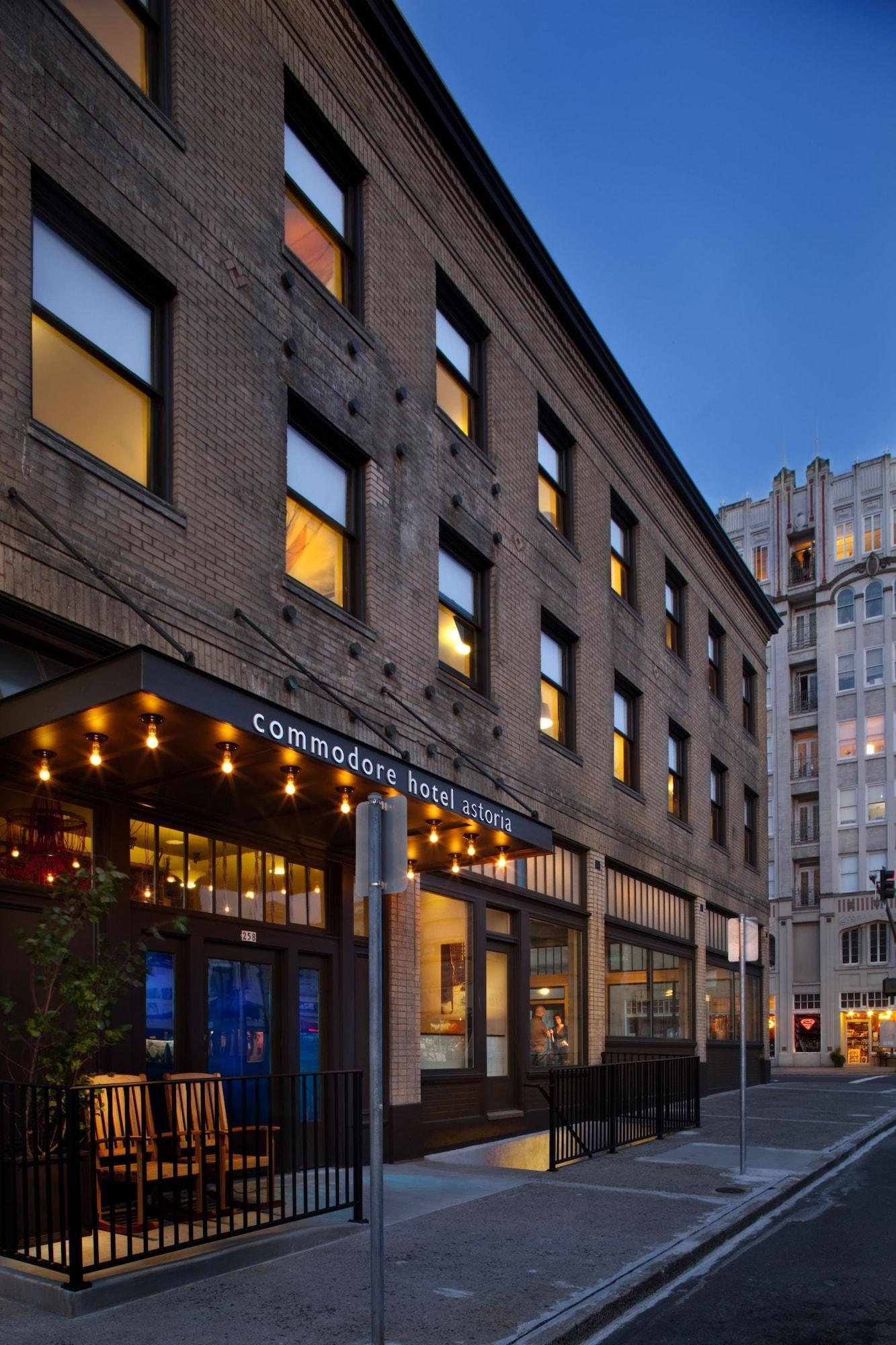 Commodore Hotel アストリア エクステリア 写真